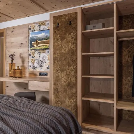 Hotel Burgschrofn 3*