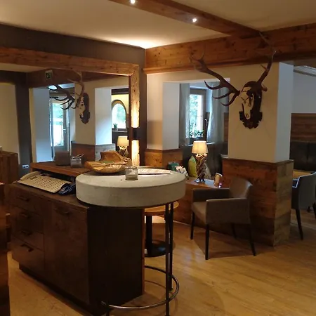 Burgschrofn Hotel