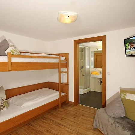 Hotel Burgschrofn 3*