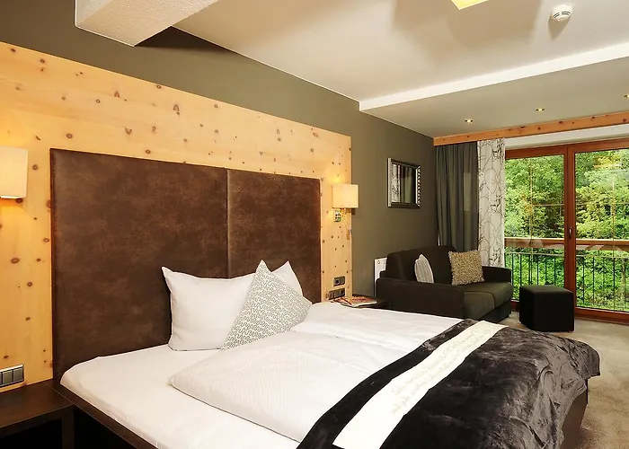 Burgschrofn Hotel 3*