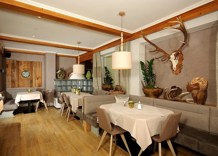 Burgschrofn Hotel 3*