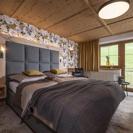 博格斯克芬酒店 3*